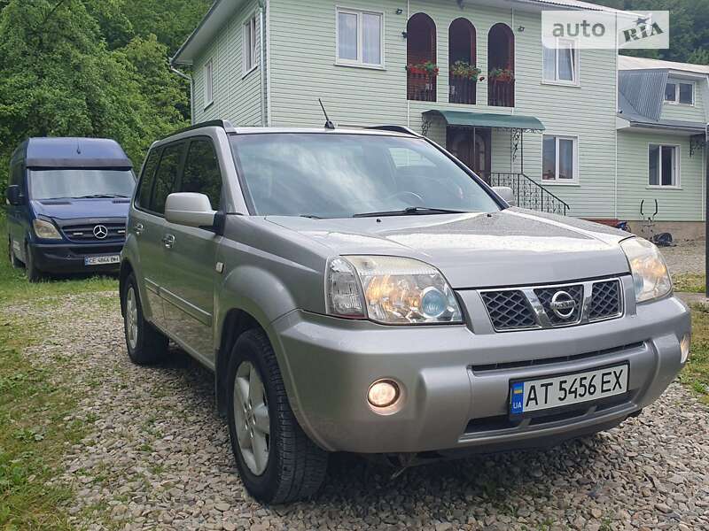 Nissan X-trail (2004)