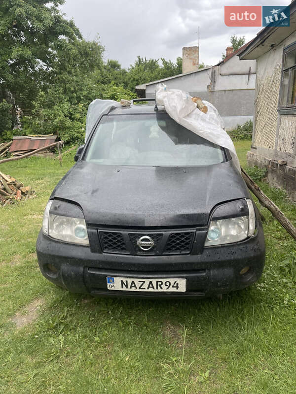 Nissan X-trail (2005)