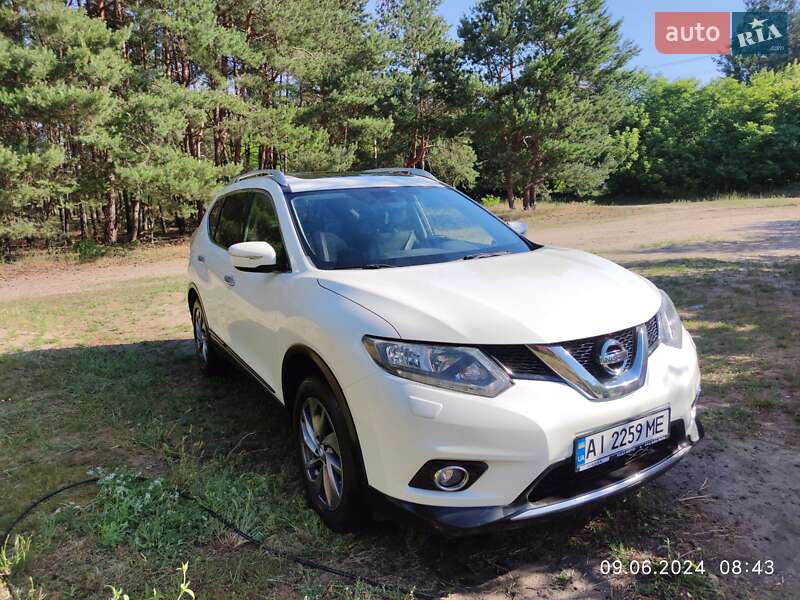 Nissan X-trail (2016)