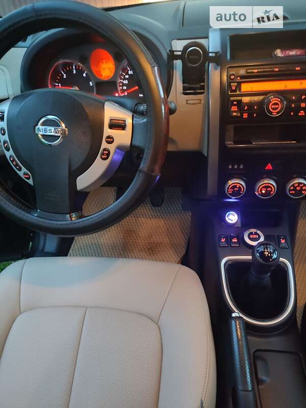 Nissan X-trail (2007)