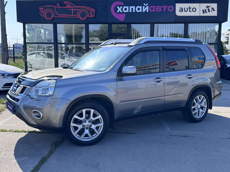 Nissan X-trail (2011)