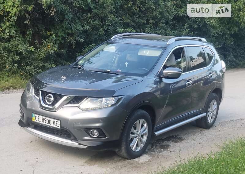 Nissan X-trail (2015)