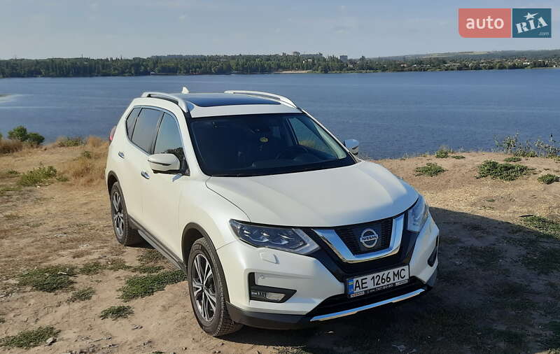 Nissan X-trail (2019)