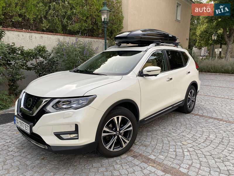 Nissan X-trail (2021)