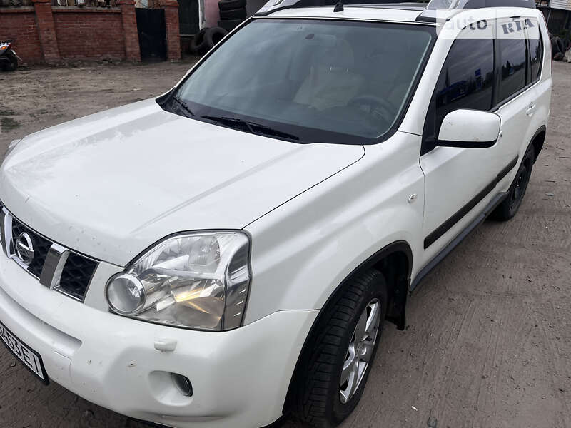 Nissan X-trail (2008)