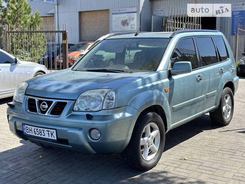 Nissan X-trail (2003)