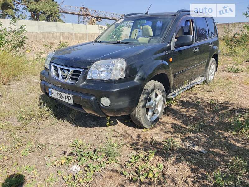Nissan X-trail (2002)
