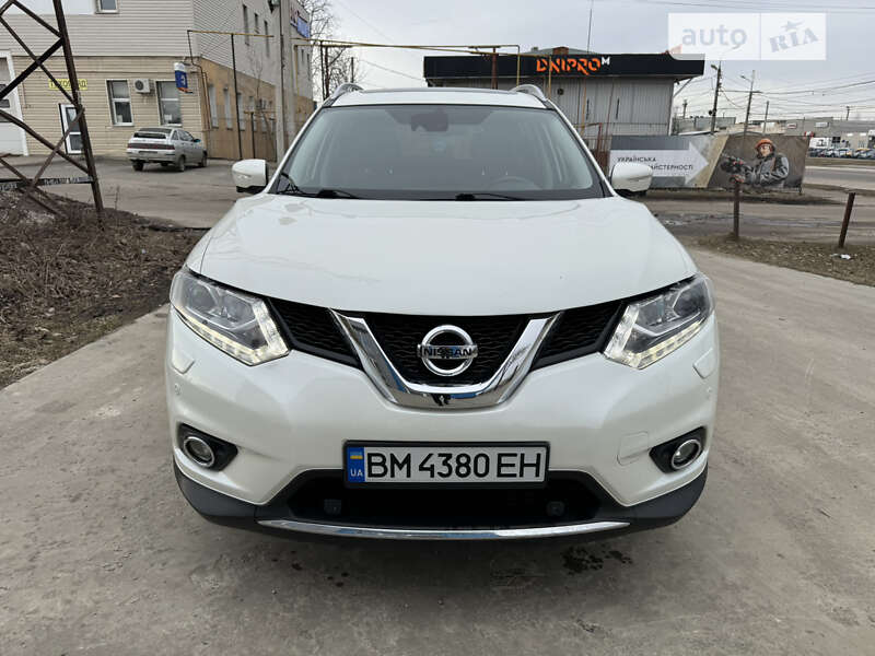 Nissan X-trail (2016)