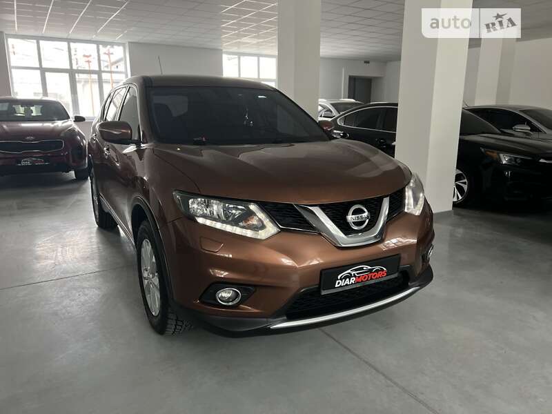 Nissan X-trail (2016)