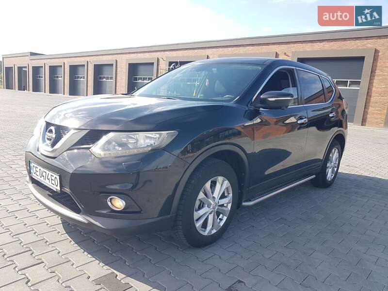 Nissan X-trail (2015)