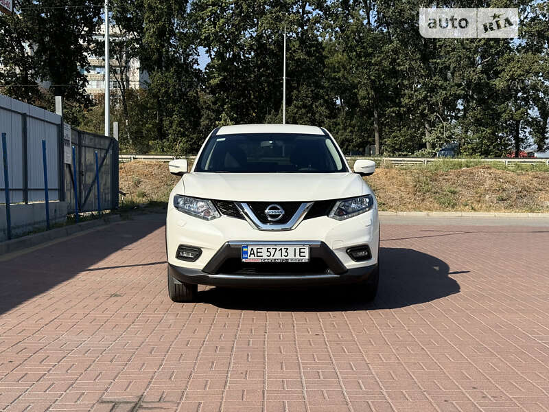 Nissan X-trail (2017)