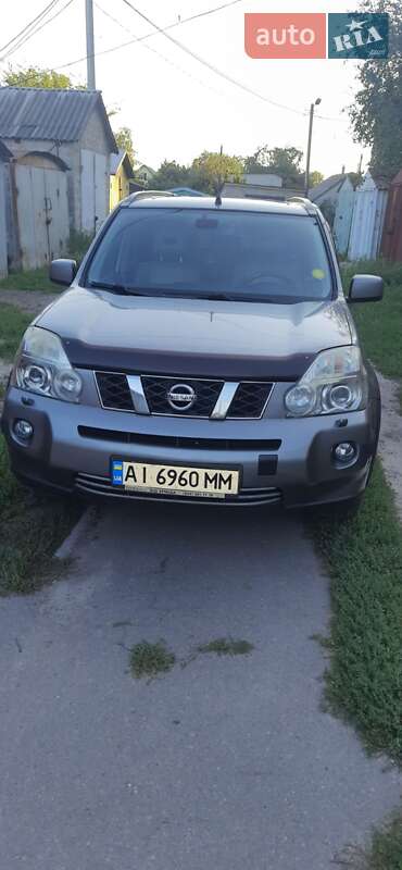 Nissan X-trail (2008)