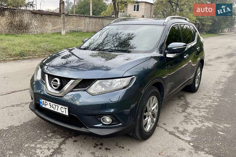 Nissan X-trail (2015)