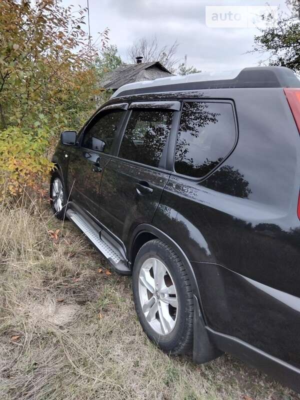 Nissan X-trail (2013)