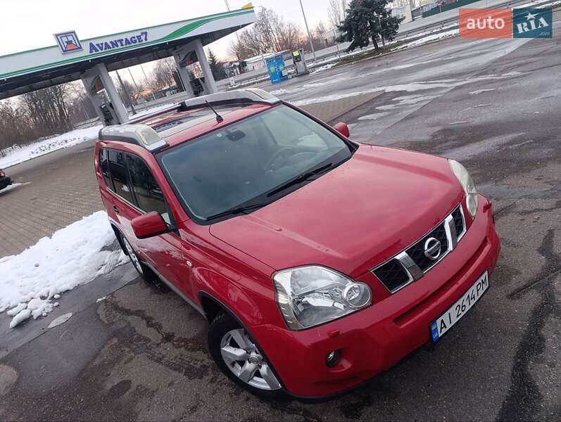 Nissan X-trail (2008)