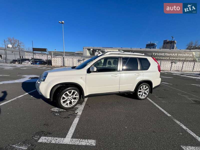 Nissan X-trail (2014)