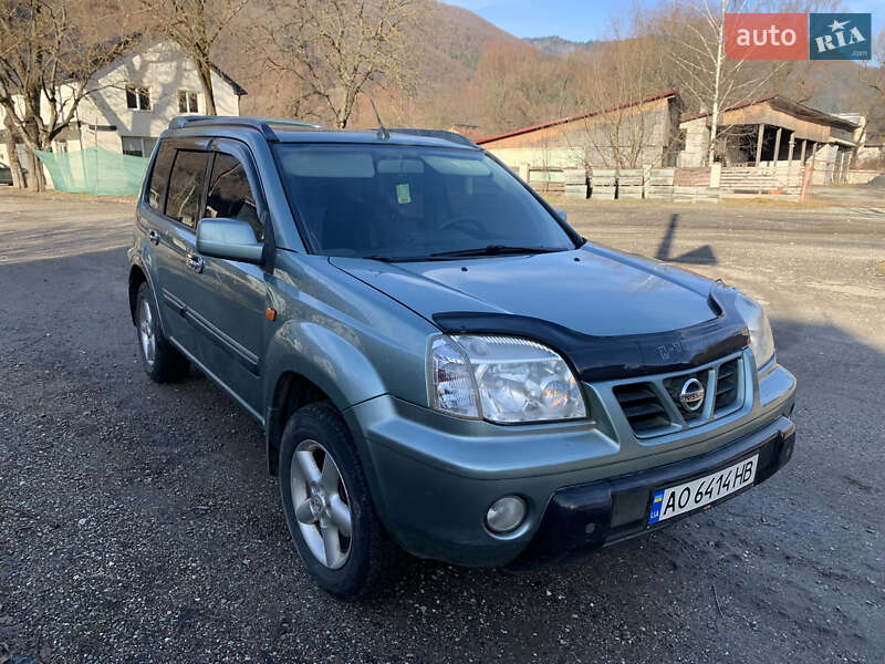 Nissan X-trail (2002)