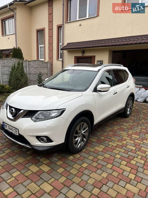 Nissan X-trail (2017)