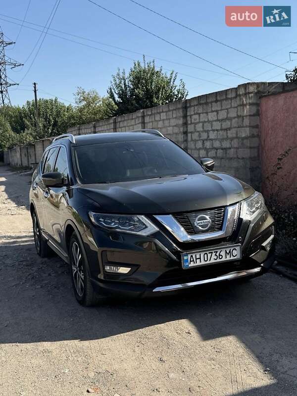 Nissan X-trail (2019)