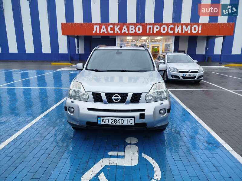 Nissan X-trail (2008)