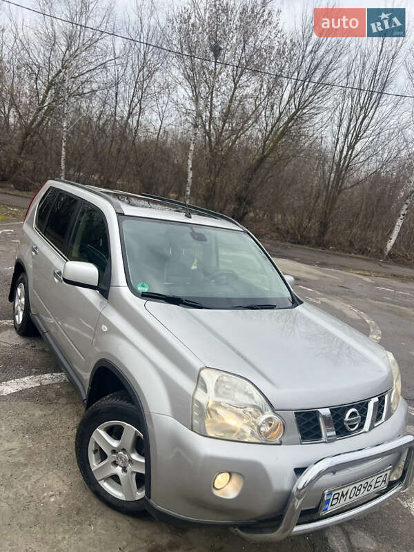 Nissan X-trail (2008)