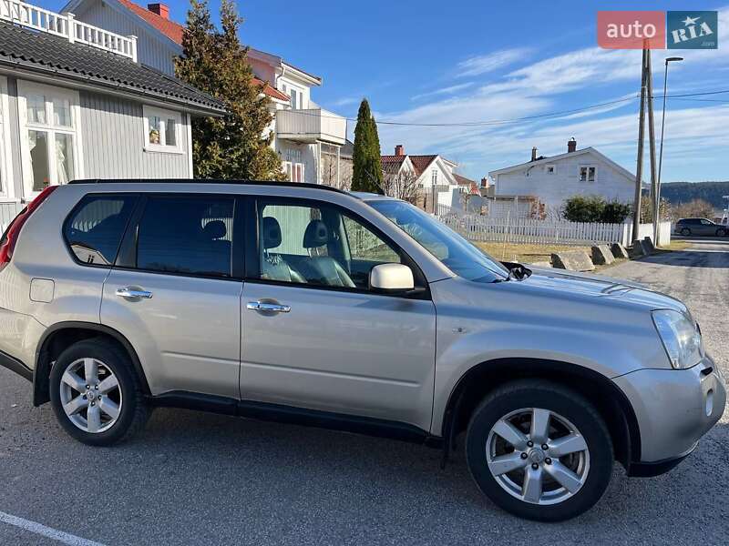 Nissan X-trail (2008)