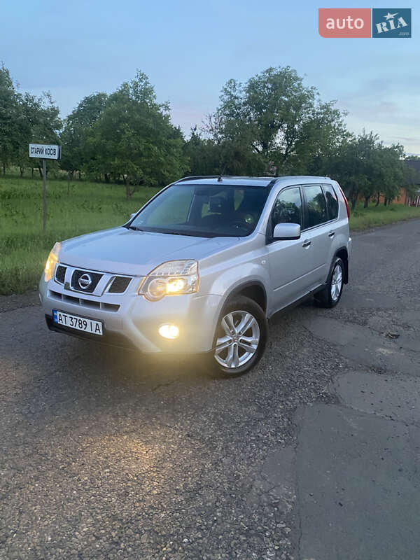 Nissan X-trail (2010)