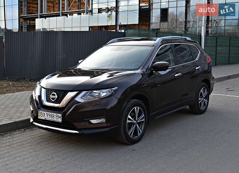 Nissan X-trail (2017)