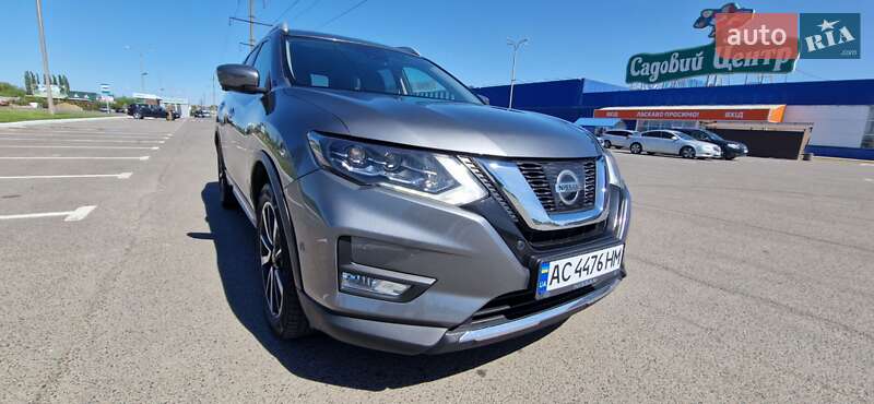 Nissan X-trail (2017)