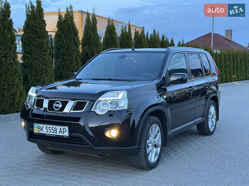 Nissan X-trail (2011)