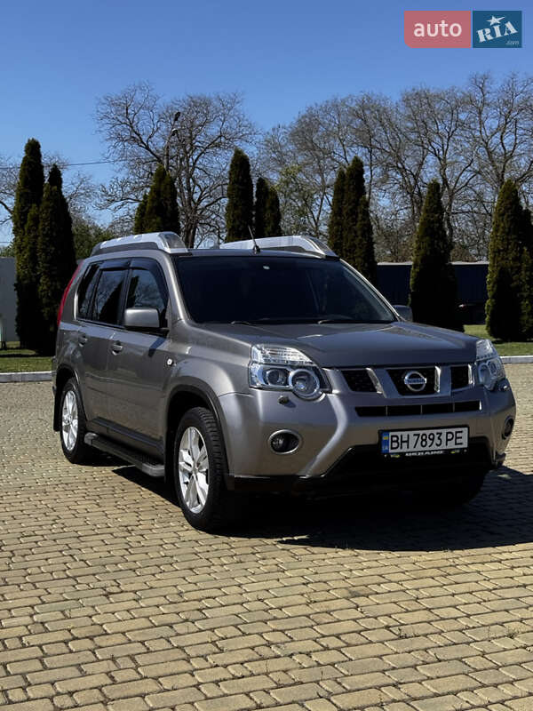 Nissan X-trail (2011)