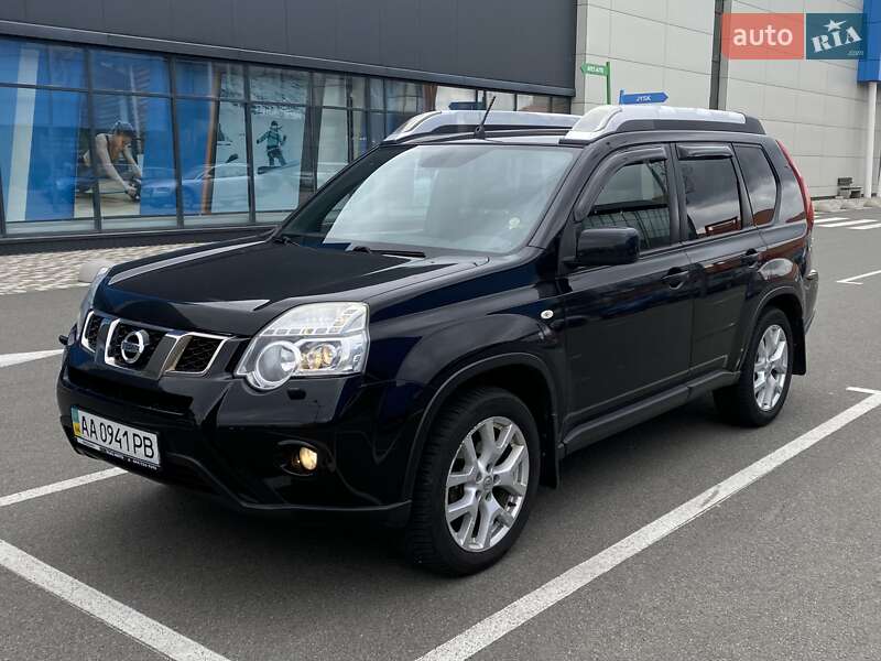Nissan X-trail (2011)