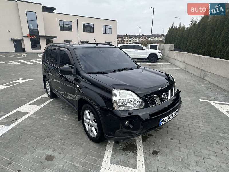 Nissan X-trail (2007)