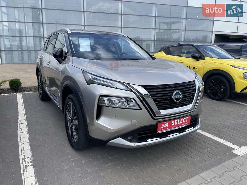 Nissan X-trail (2022)