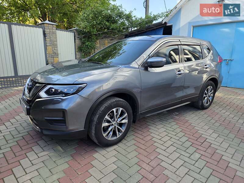 Nissan X-trail (2018)