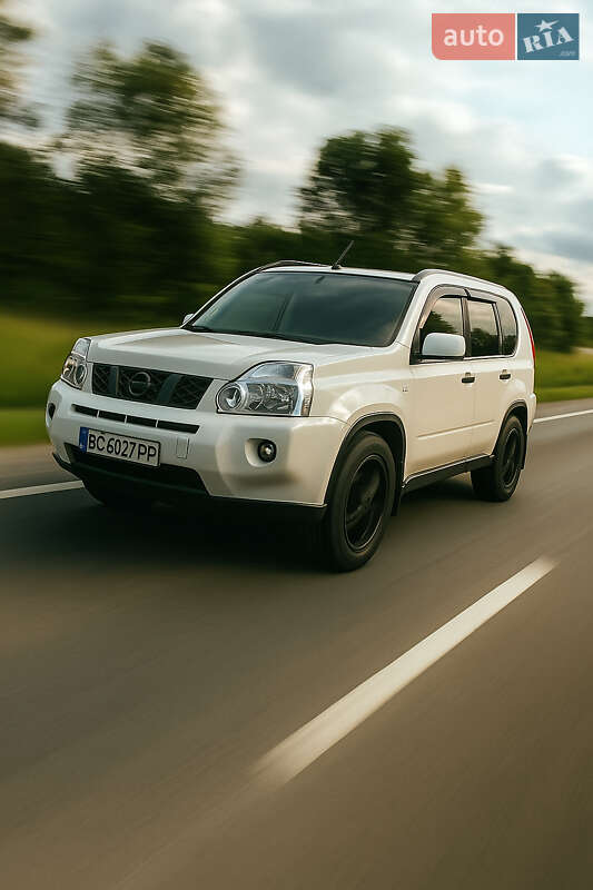 Nissan X-trail (2008)