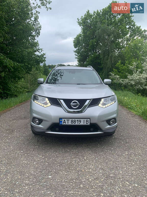 Nissan X-trail (2016)