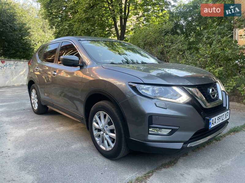 Nissan X-trail (2019)