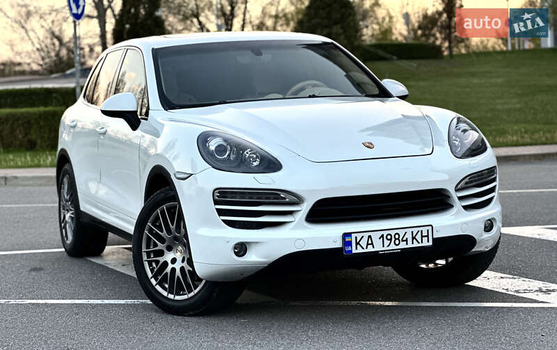 Porsche Cayenne (2012)