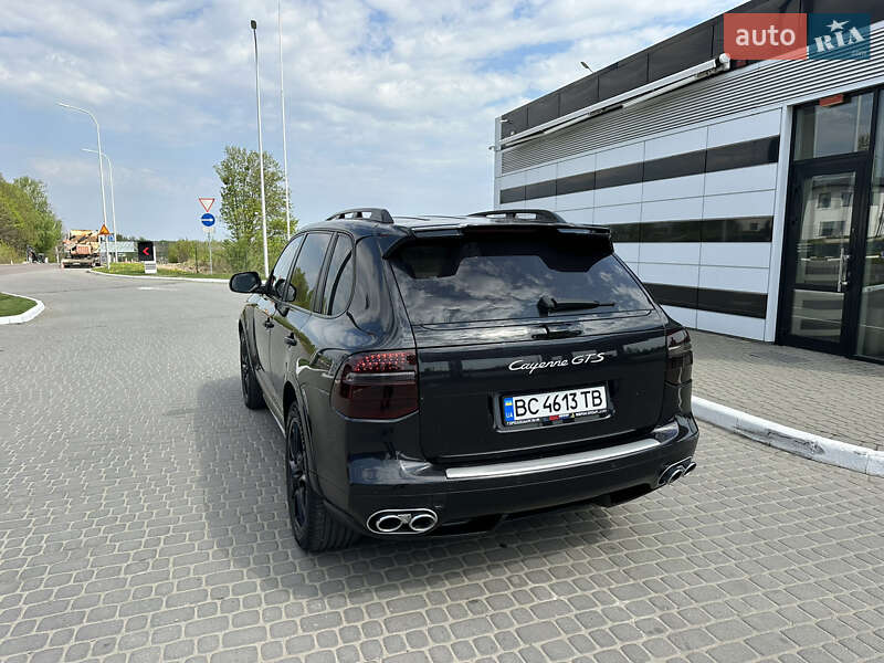 Porsche Cayenne (2009)