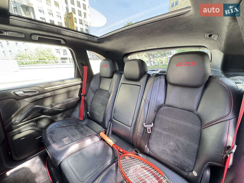 Porsche Cayenne (2013)