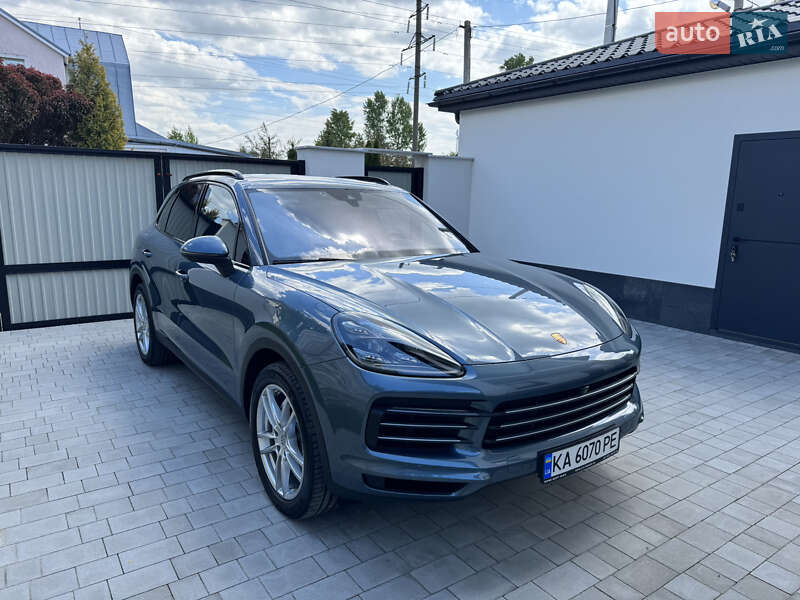 Porsche Cayenne (2017)