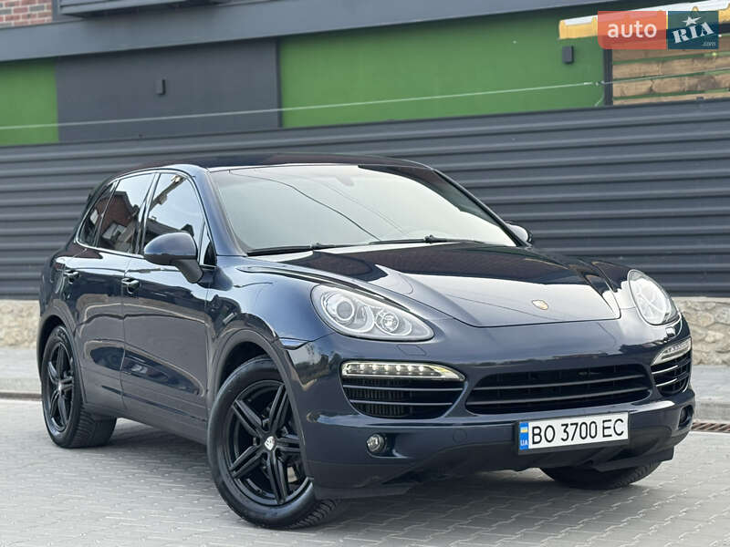 Porsche Cayenne (2012)