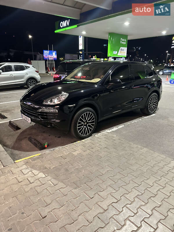 Porsche Cayenne (2013)