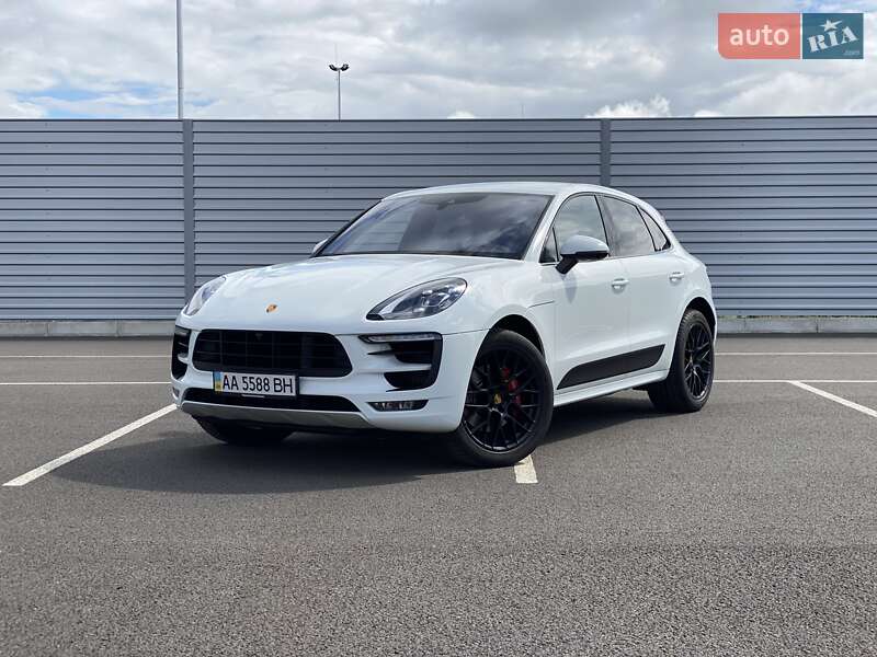 Porsche Macan (2017)