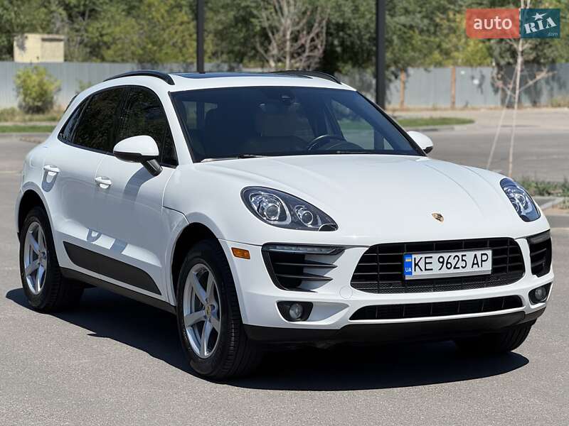 Porsche Macan (2018)