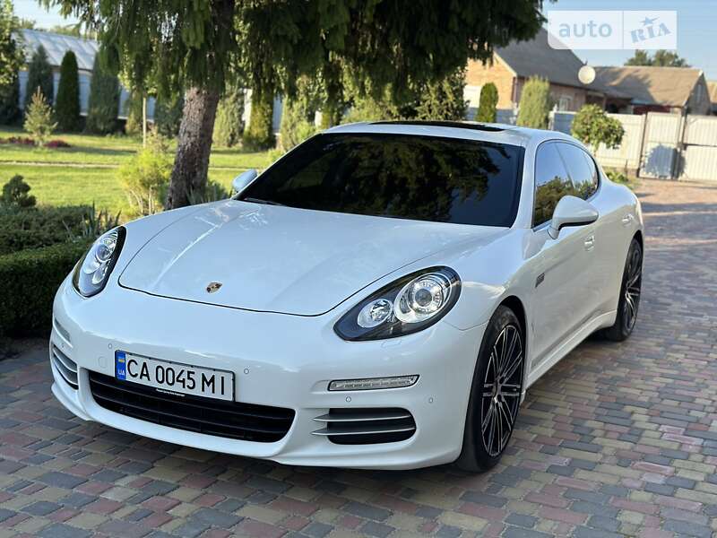 Porsche Panamera (2015)