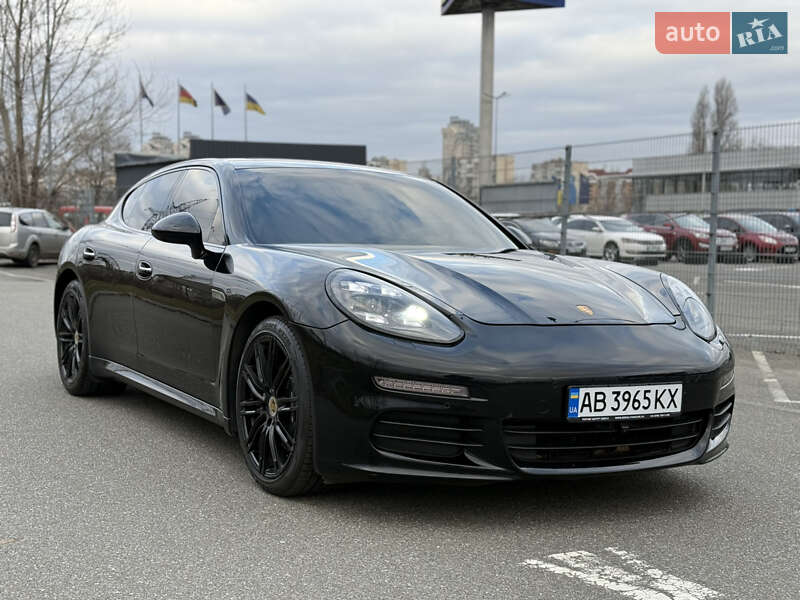 Porsche Panamera (2014)