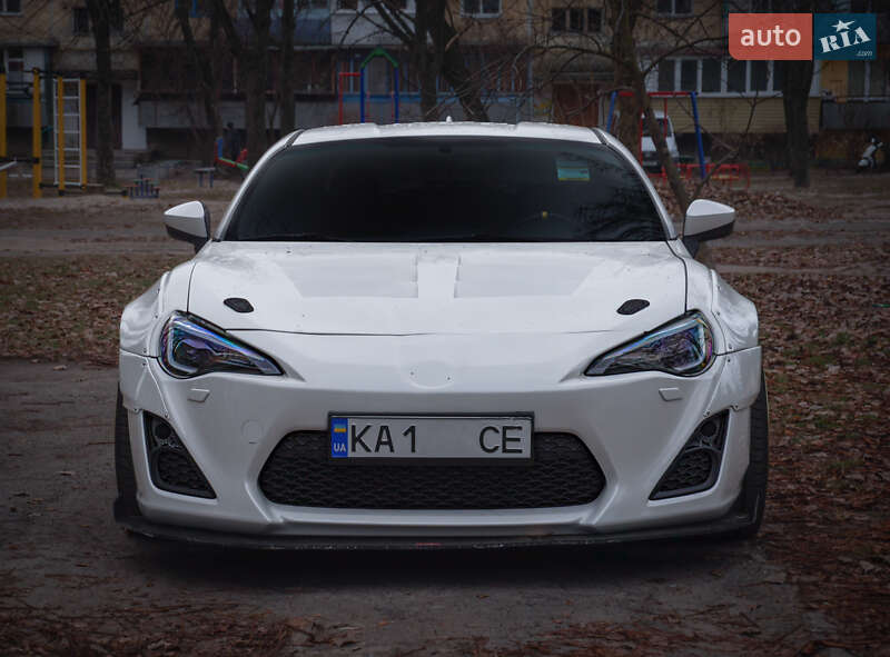 Subaru Brz (2014)