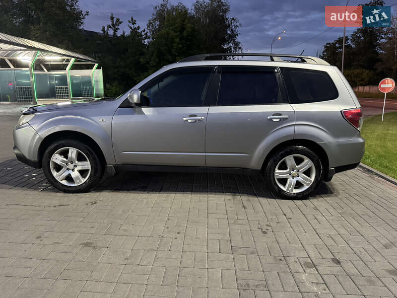 Subaru Forester (2008)